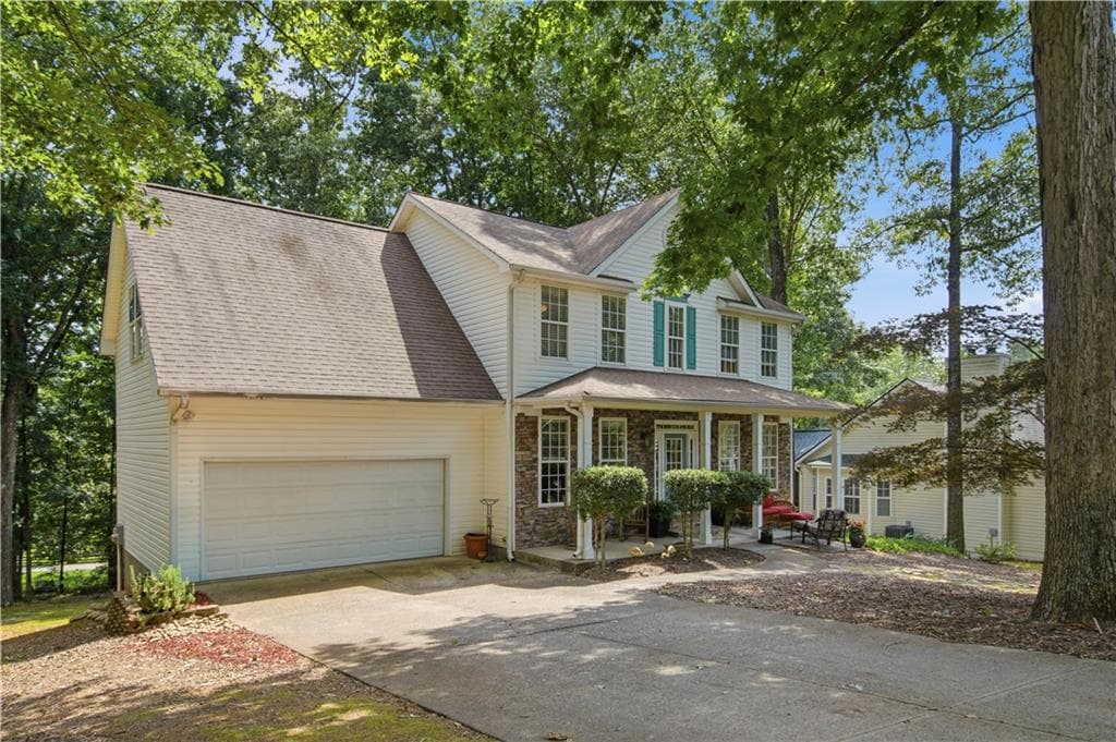 4 bedroom, 4 bathroom, 2,140 sq ft single family residence for sale at 4050 Shelby Lane, Cumming, GA 30041 — photo 4