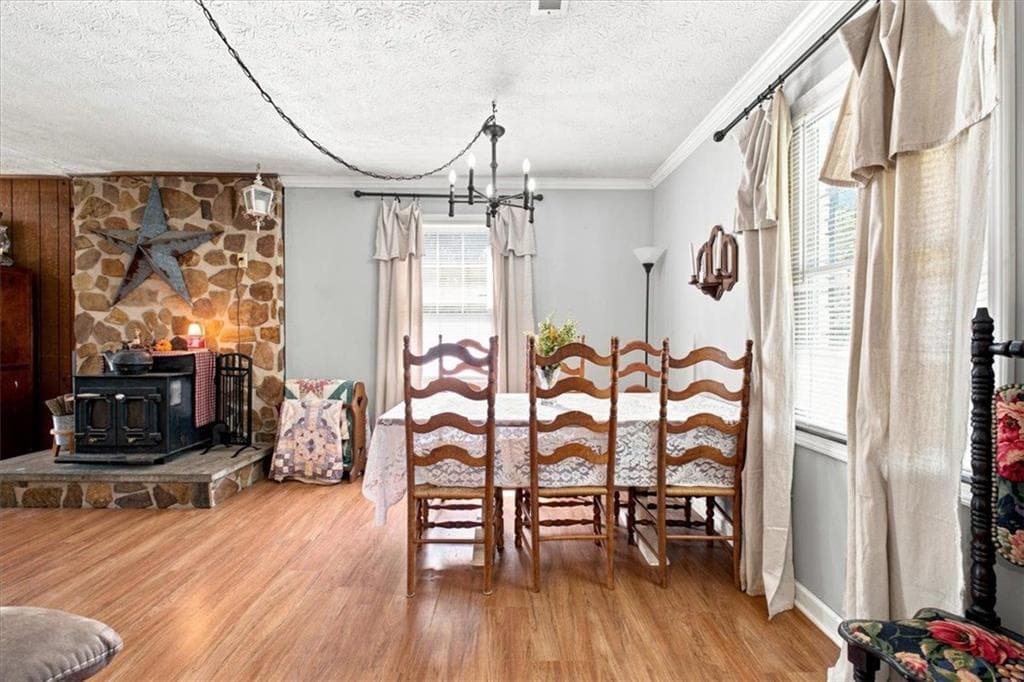 3 bedroom, 2 bathroom, 1,360 sq ft single family residence under contract at 636 Yarbrough Road, Aragon, GA 30104 — photo 6