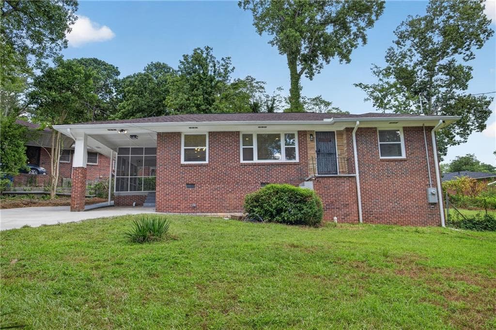 3 bedroom, 2 bathroom, 1,204 sq ft single family residence for rent at 700 Ferris Street, Atlanta, GA 30310 for $2,250 a month
