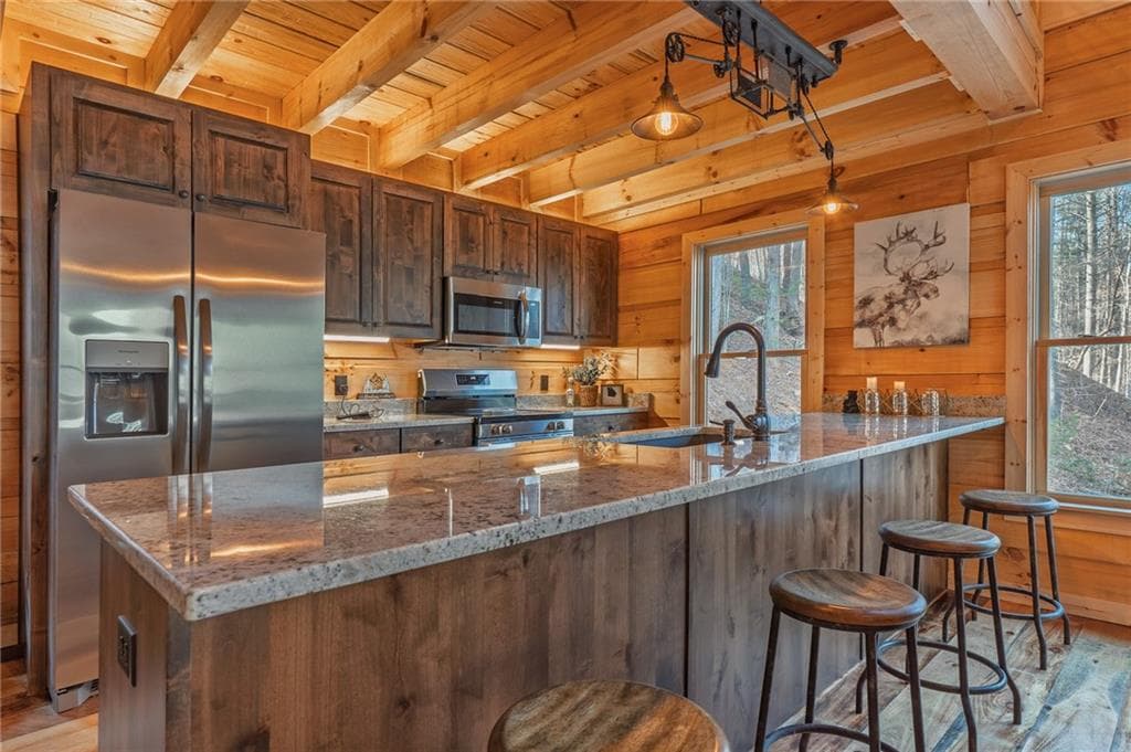 2 bedroom, 2 bathroom, 1,308 sq ft single family residence for sale at 138 Rhondas Way, Ellijay, GA 30540 — photo 7
