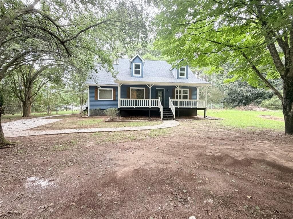 3 bedroom, 3 bathroom, 1,827 sq ft single family residence for sale at 1784 Deer Court, Monroe, GA 30656