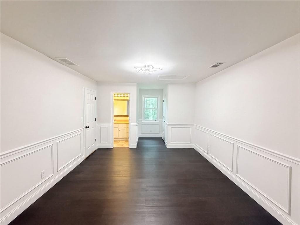 3 bedroom, 3 bathroom, 1,827 sq ft single family residence for sale at 1784 Deer Court, Monroe, GA 30656 — photo 7