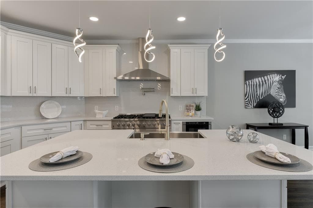 6 bedroom, 5 bathroom, 6,930 sq ft single family residence for sale at 303 Broadmoor Way, Mcdonough, GA 30253 — photo 8
