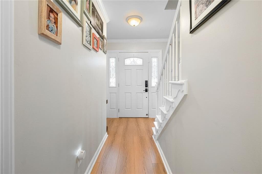 3 bedroom, 3 bathroom, 1,840 sq ft single family residence under contract at 3181 Branford Court, Marietta, GA 30062 — photo 8