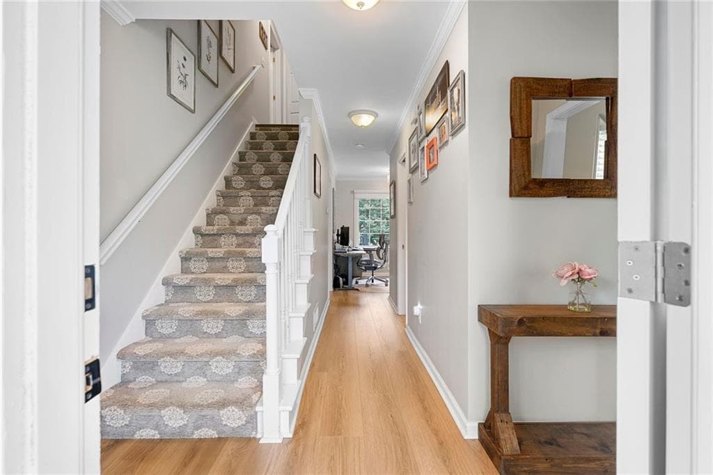 3 bedroom, 3 bathroom, 1,840 sq ft single family residence under contract at 3181 Branford Court, Marietta, GA 30062 — photo 9