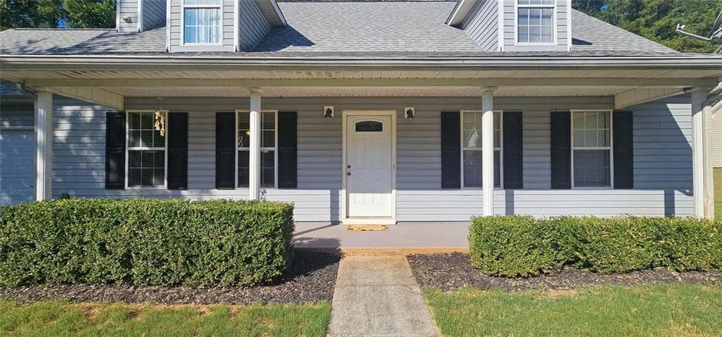 4 bedroom, 3 bathroom, 2,185 sq ft single family residence for sale at 661 Michael Circle, Monroe, GA 30655