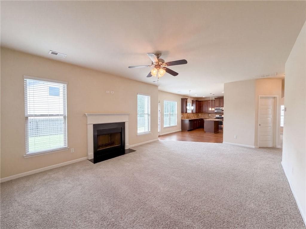 4 bedroom, 3 bathroom, 2,672 sq ft single family residence under contract at 6543 Chason Woods Court, Jonesboro, GA 30238 — photo 3