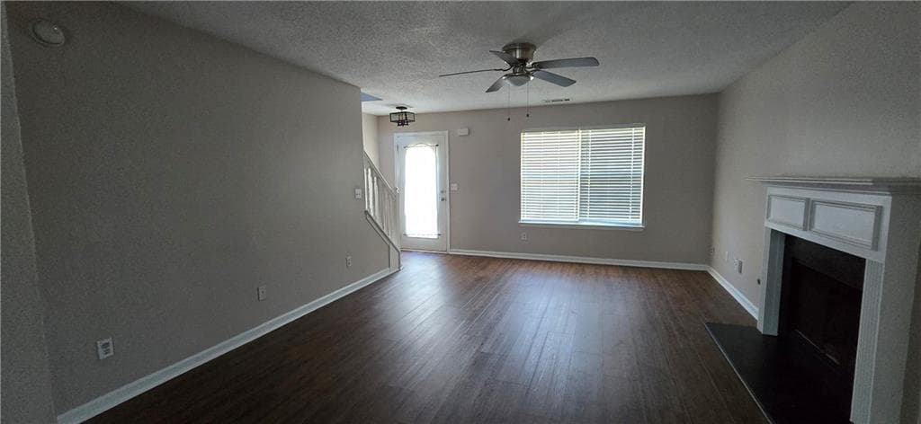 4 bedroom, 3 bathroom, 2,011 sq ft single family residence for rent at 3644 Caseys Cove, Ellenwood, GA 30294 for $2,300 a month — photo 2