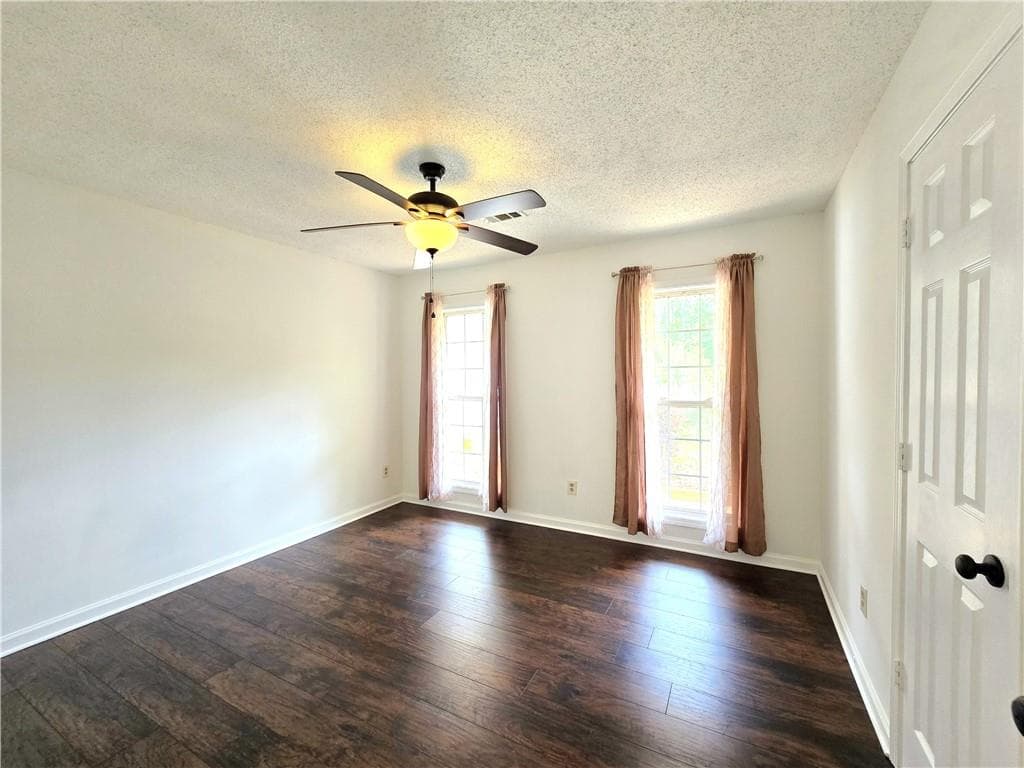 3 bedroom, 2 bathroom, 1,270 sq ft single family residence for sale at 245 Crofton Ridge, Bethlehem, GA 30620 — photo 6
