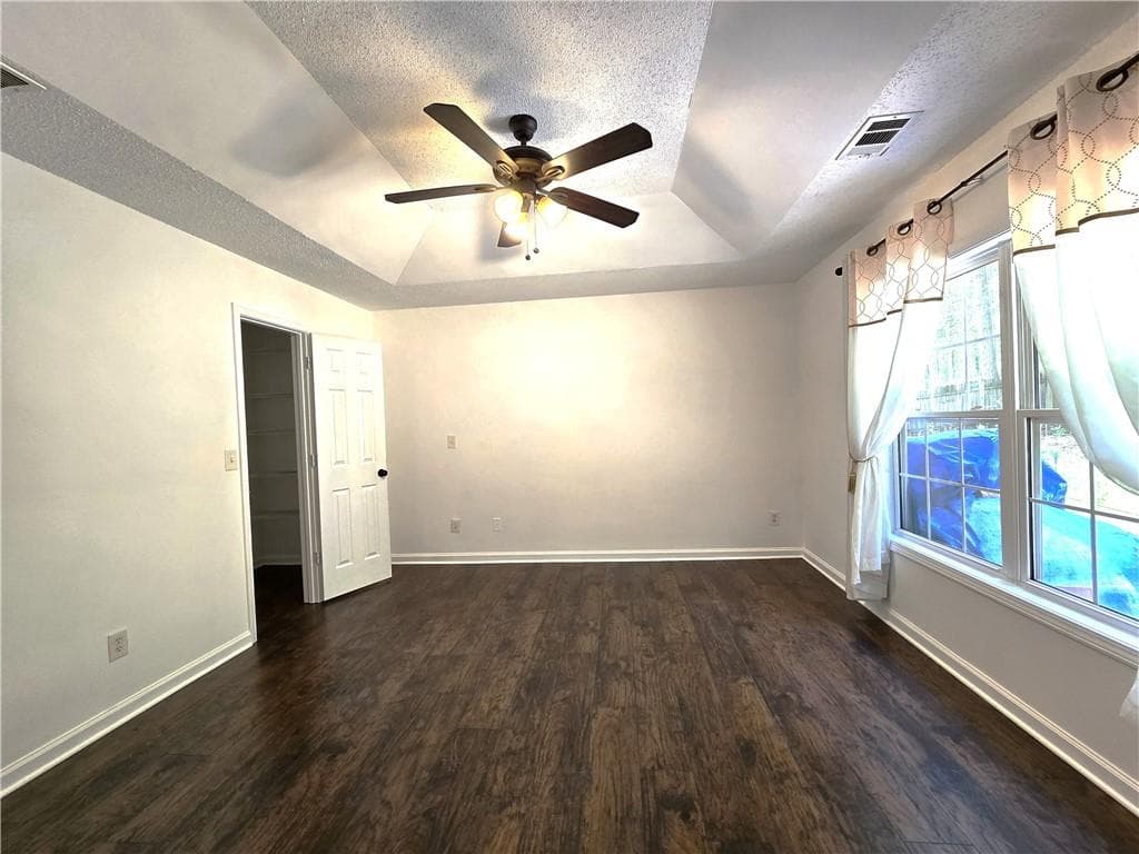3 bedroom, 2 bathroom, 1,270 sq ft single family residence for sale at 245 Crofton Ridge, Bethlehem, GA 30620 — photo 7