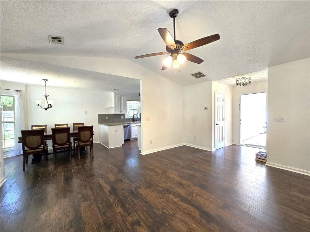 3 bedroom, 2 bathroom, 1,270 sq ft single family residence for sale at 245 Crofton Ridge, Bethlehem, GA 30620 — photo 10