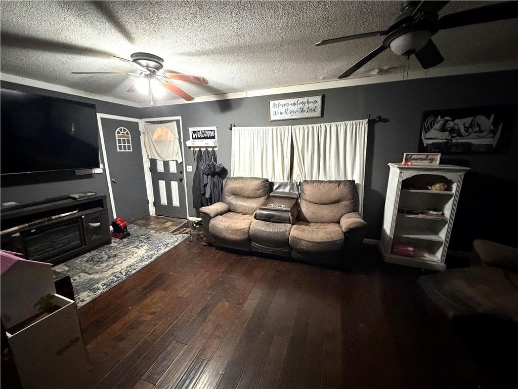 3 bedroom, 1 bathroom, 1,222 sq ft single family residence for sale at 322 Circle Drive, Calhoun, GA 30701 — photo 9