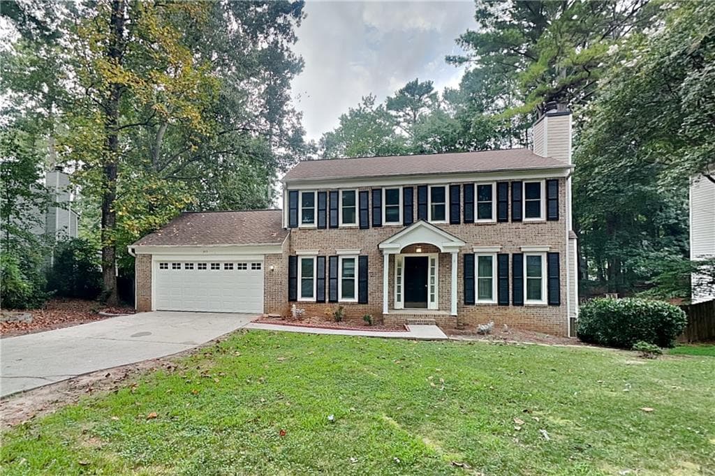 3 bedroom, 4 bathroom, 1,632 sq ft single family residence for rent at 255 Crab Orchard Way, Roswell, GA 30076 for $2,795 a month — photo 1 of 26