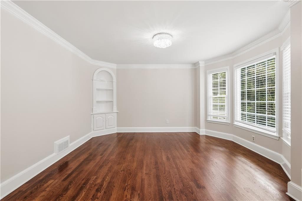 5 bedroom, 6 bathroom, 4,175 sq ft single family residence under contract at 4232 Vineyard Trail, Snellville, GA 30039 — photo 7
