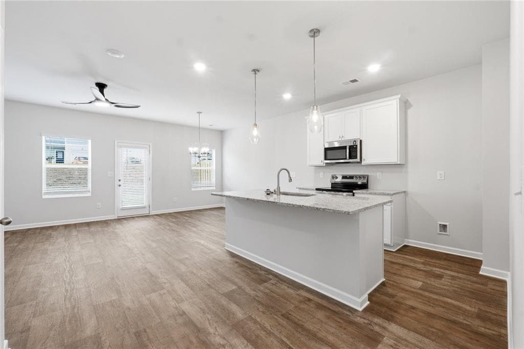 3 bedroom, 3 bathroom, 1,417 sq ft townhouse under contract at 121 MEADOWVIEW Drive, Temple, GA 30179 — photo 4