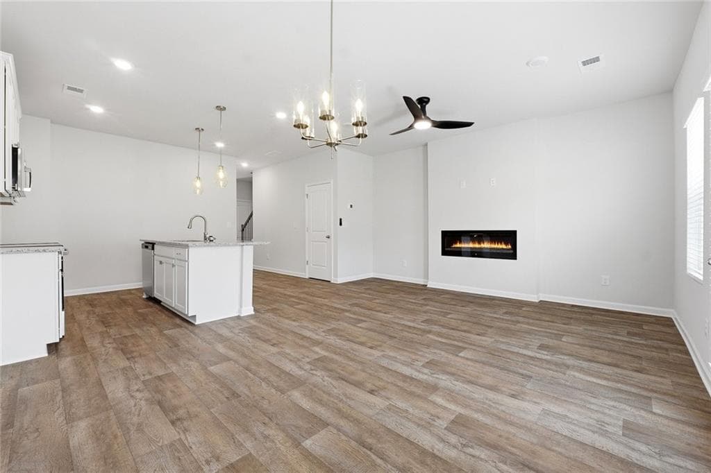 3 bedroom, 3 bathroom, 1,417 sq ft townhouse under contract at 121 MEADOWVIEW Drive, Temple, GA 30179 — photo 10