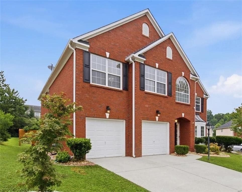 5 bedroom, 3 bathroom, 3,194 sq ft single family residence under contract at 795 Miller Run, Atlanta, GA 30349 — photo 2
