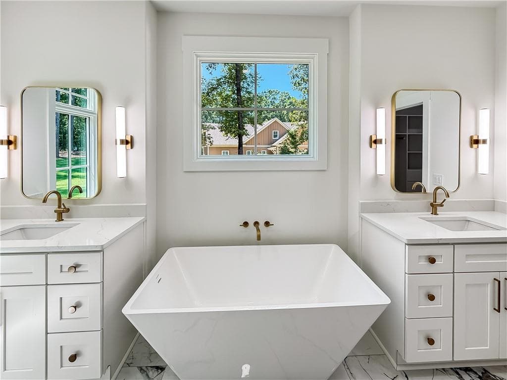 4 bedroom, 4 bathroom, 3,030 sq ft single family residence for sale at 138 Chapel Springs Drive, Eatonton, GA 31024 — photo 8