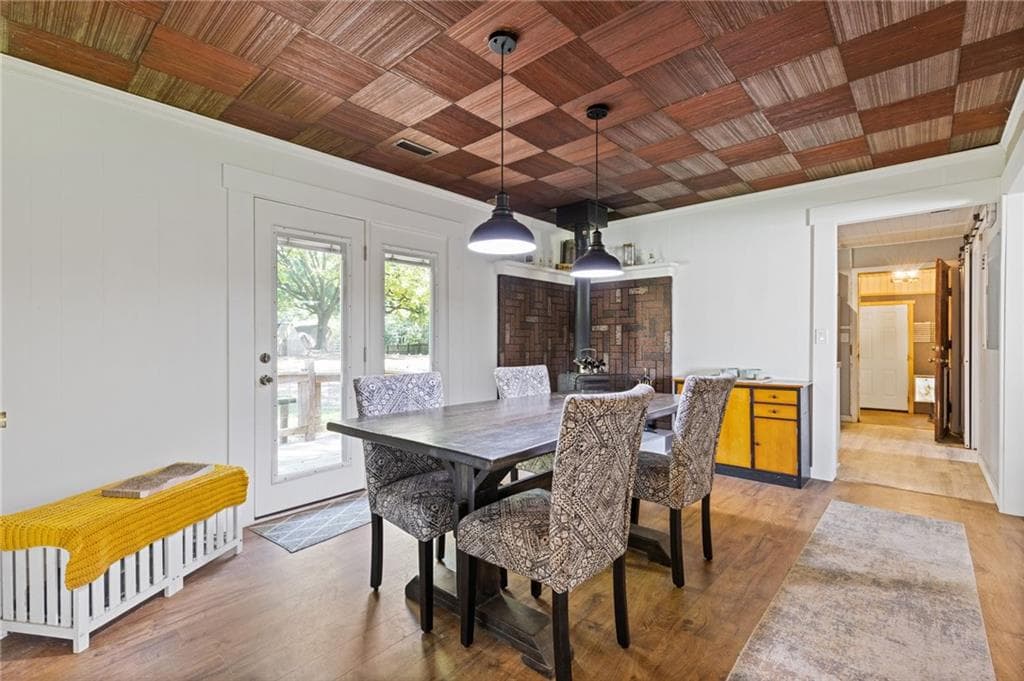 3 bedroom, 2 bathroom, 1,392 sq ft single family residence for sale at 8274 Highway 166, Douglasville, GA 30135 — photo 6