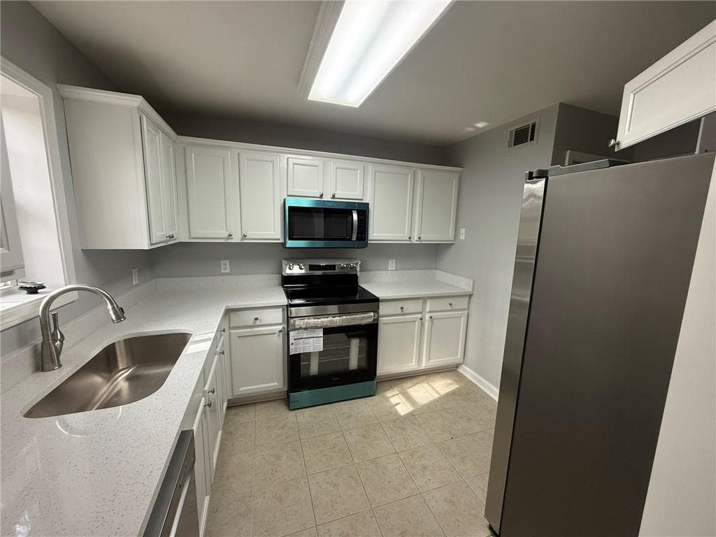 2 bedroom, 4 bathroom, 1,214 sq ft townhouse for rent at 110 Summer Pl, Norcross, GA 30071 for $1,850 a month — photo 6