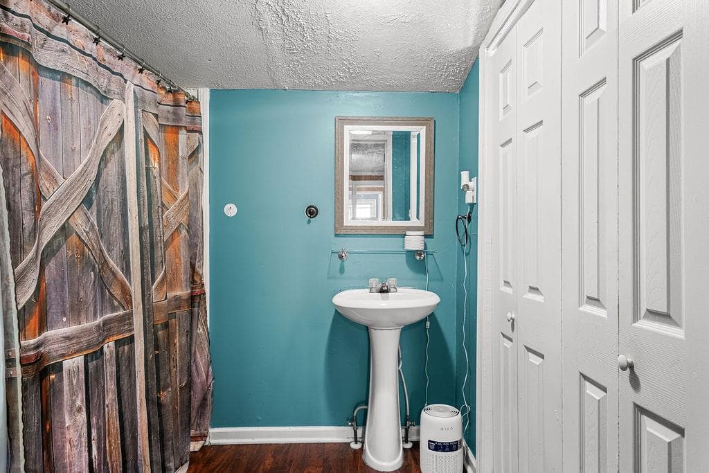 3 bedroom, 2 bathroom, 1,141 sq ft single family residence for sale at 489 Kerce Road, Kingston, GA 30145 — photo 5