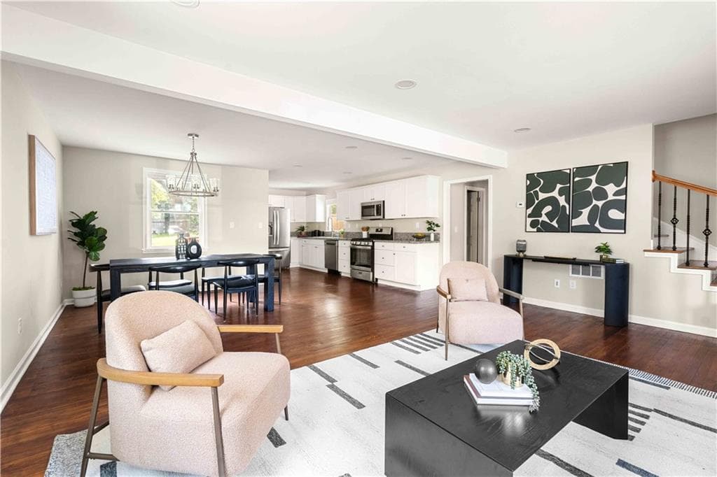 3 bedroom, 2 bathroom, 1,782 sq ft single family residence for sale at 1940 Bonner Street, Decatur, GA 30032 — photo 5