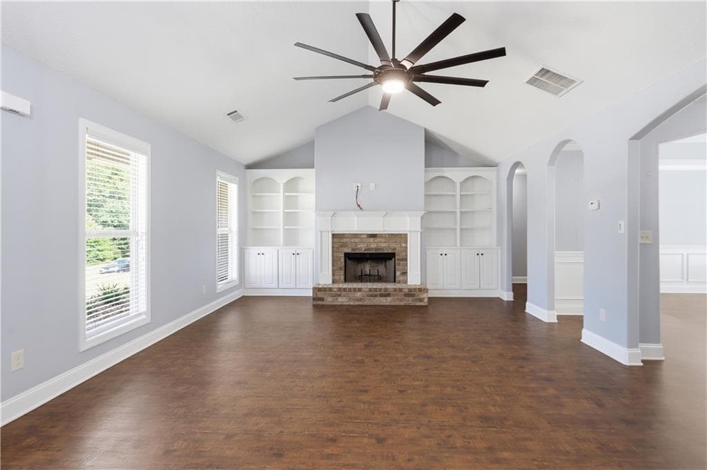 4 bedroom, 3 bathroom, 2,202 sq ft single family residence for sale at 144 Briar Rose Boulevard, Jefferson, GA 30549 — photo 3