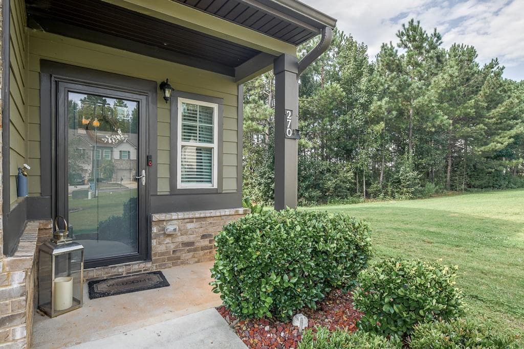 3 bedroom, 3 bathroom, 1,463 sq ft townhouse for sale at 270 Skipjack Court, Covington, GA 30016 — photo 3