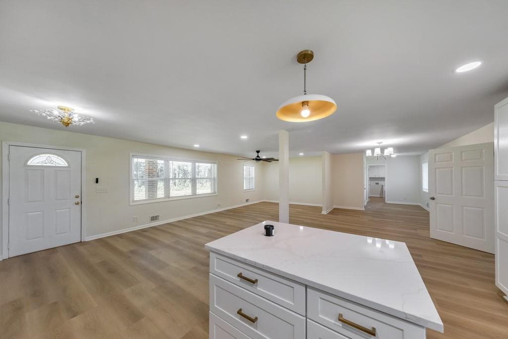 3 bedroom, 2 bathroom, 1,710 sq ft single family residence under contract at 121 Kingston Highway, Cartersville, GA 30120 — photo 10