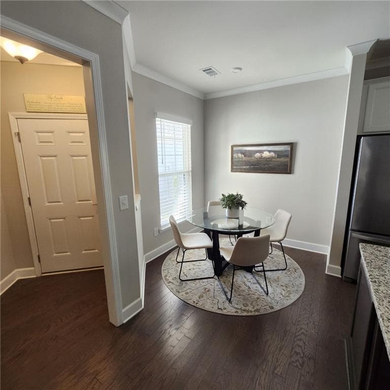 2 bedroom, 1,348 sq ft single family residence for sale at 5639 Maple Bluff Way, Hoschton, GA 30548 — photo 8