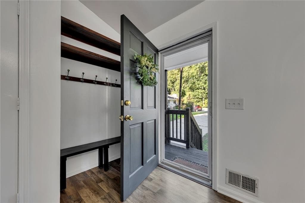 3 bedroom, 2 bathroom, 1,330 sq ft single family residence for sale at 1125 Rackley Way, Kennesaw, GA 30144 — photo 8