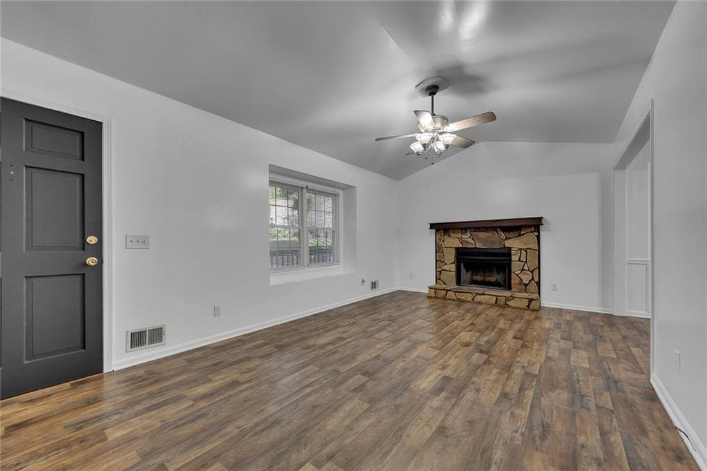 3 bedroom, 2 bathroom, 1,330 sq ft single family residence for sale at 1125 Rackley Way, Kennesaw, GA 30144 — photo 9