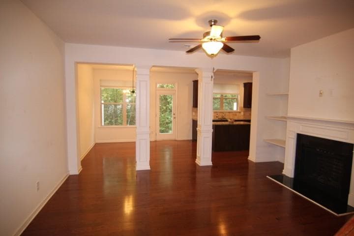3 bedroom, 3 bathroom, 1,944 sq ft townhouse for rent at 5850 Vinyard Lane, Cumming, GA 30041 for $2,300 a month — photo 2