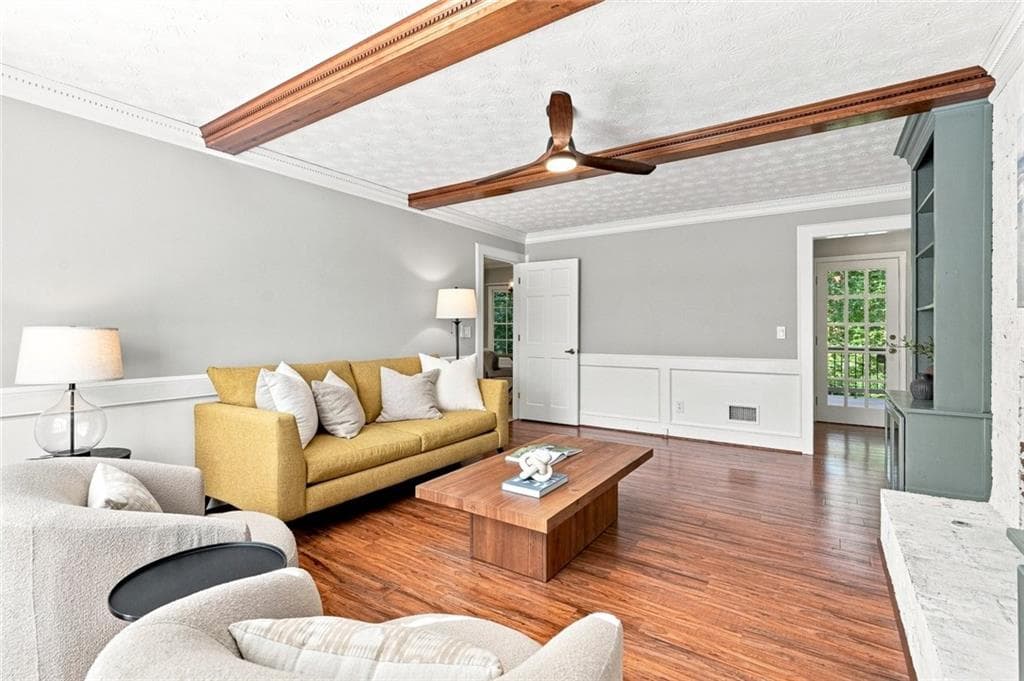 4 bedroom, 3 bathroom, 2,992 sq ft single family residence for sale at 113 Jamestown Court, Lilburn, GA 30047 — photo 4