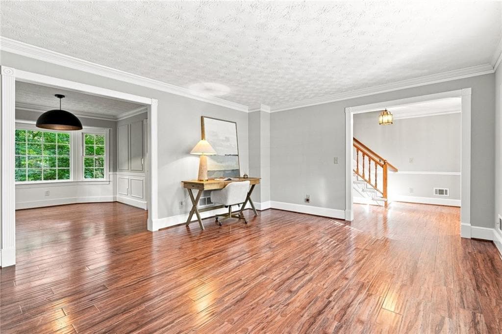 4 bedroom, 3 bathroom, 2,992 sq ft single family residence for sale at 113 Jamestown Court, Lilburn, GA 30047 — photo 8