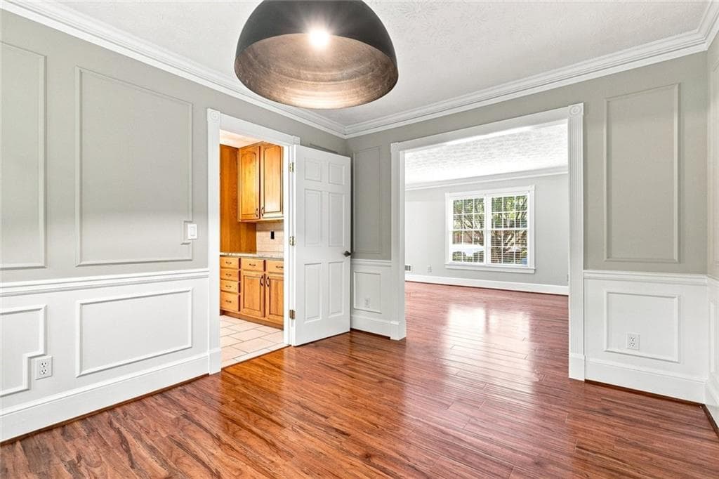 4 bedroom, 3 bathroom, 2,992 sq ft single family residence for sale at 113 Jamestown Court, Lilburn, GA 30047 — photo 10
