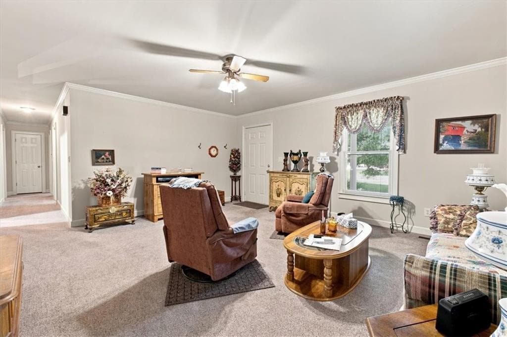 3 bedroom, 2 bathroom, 1,711 sq ft single family residence under contract at 7397 Cave Spring Road, Cave Spring, GA 30124 — photo 8