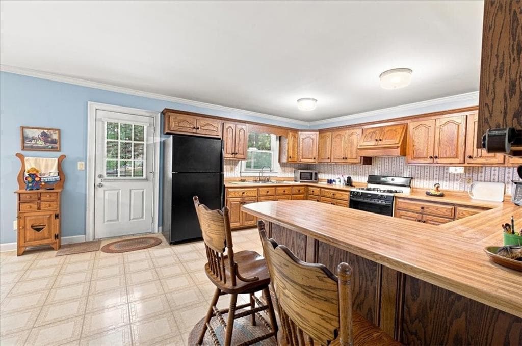 3 bedroom, 2 bathroom, 1,711 sq ft single family residence under contract at 7397 Cave Spring Road, Cave Spring, GA 30124 — photo 9
