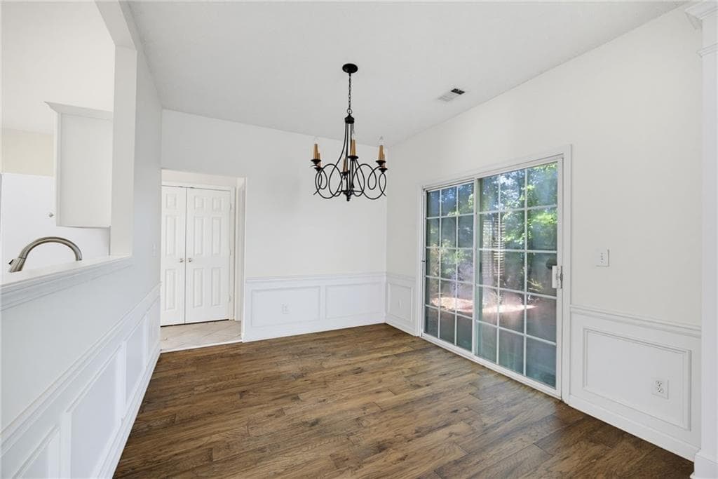 3 bedroom, 3 bathroom, 2,004 sq ft single family residence for rent at 2599 ALVECOT Circle, Atlanta, GA 30339 for $2,850 a month — photo 8