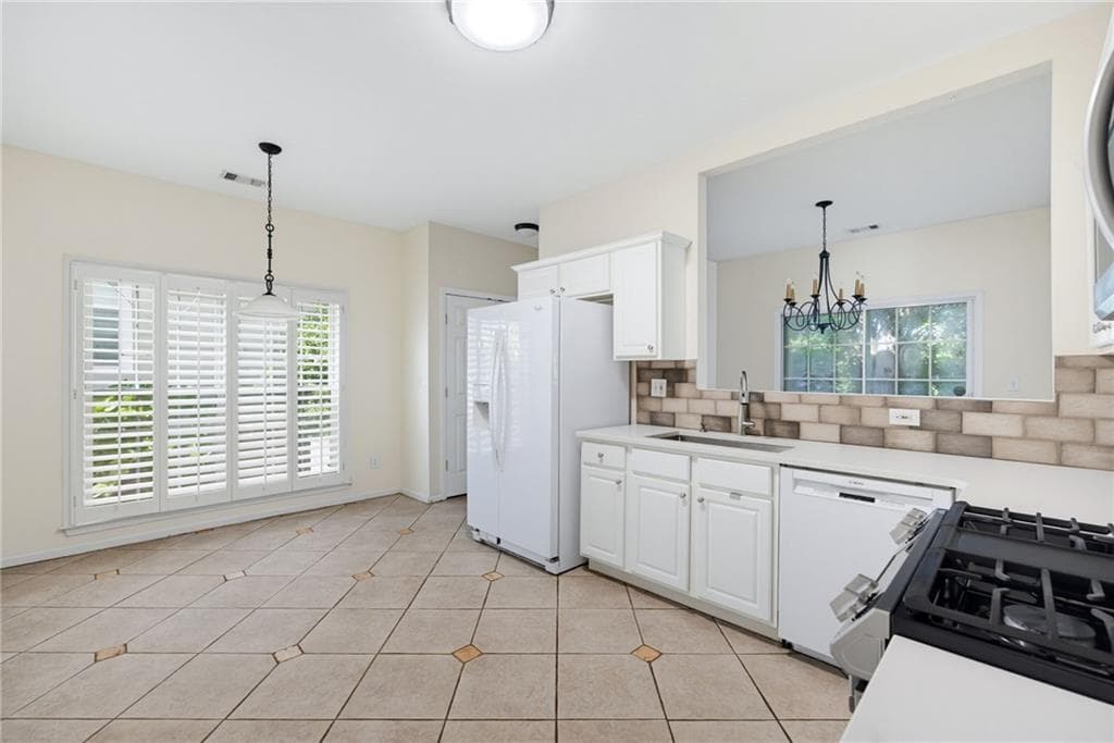 3 bedroom, 3 bathroom, 2,004 sq ft single family residence for rent at 2599 ALVECOT Circle, Atlanta, GA 30339 for $2,850 a month — photo 10