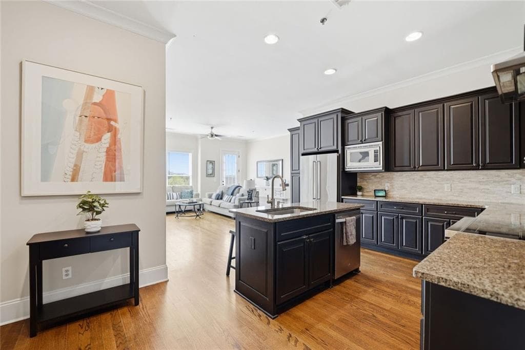 2 bedroom, 2 bathroom, 1,339 sq ft condominium for sale at 360 Chambers Street 456, Woodstock, GA 30188 — photo 5