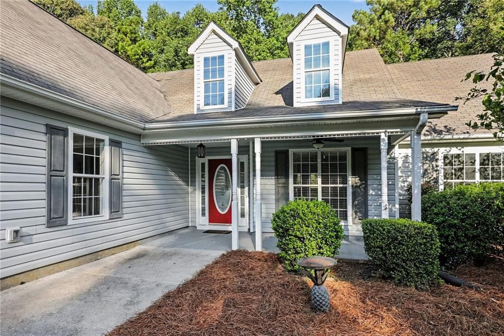 4 bedroom, 2 bathroom, 1,929 sq ft single family residence under contract at 250 Dillion Drive, Hampton, GA 30228 — photo 10