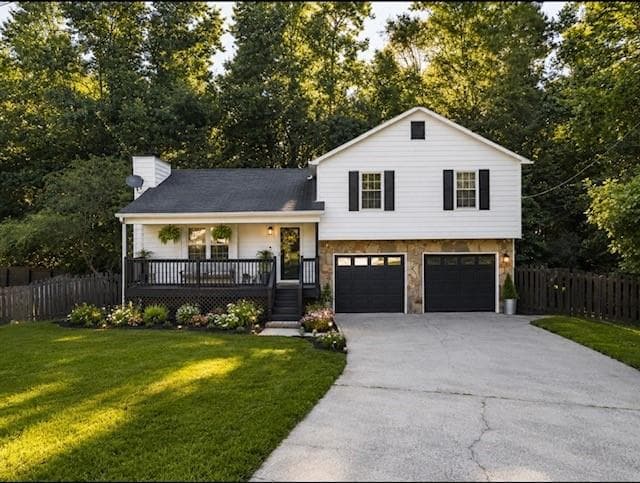 3 bedroom, 2 bathroom, 1,330 sq ft single family residence for sale at 1125 Rackley Way, Kennesaw, GA 30144 — photo 1 of 40