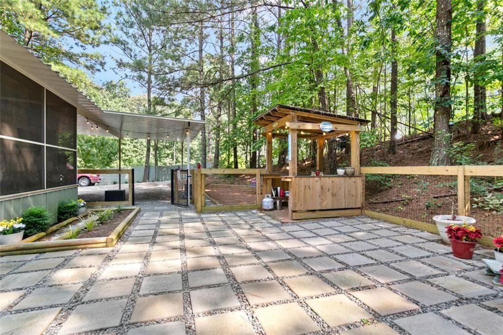 3 bedroom, 2 bathroom, 1,280 sq ft single family residence for sale at 5002 Bee Tree Road, Acworth, GA 30102 — photo 4