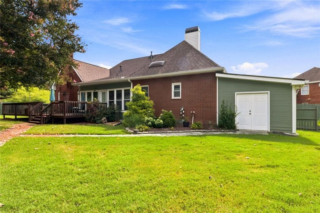 3 bedroom, 3 bathroom, 3,053 sq ft single family residence for sale at 3183 Champion Court, Snellville, GA 30039 — photo 9