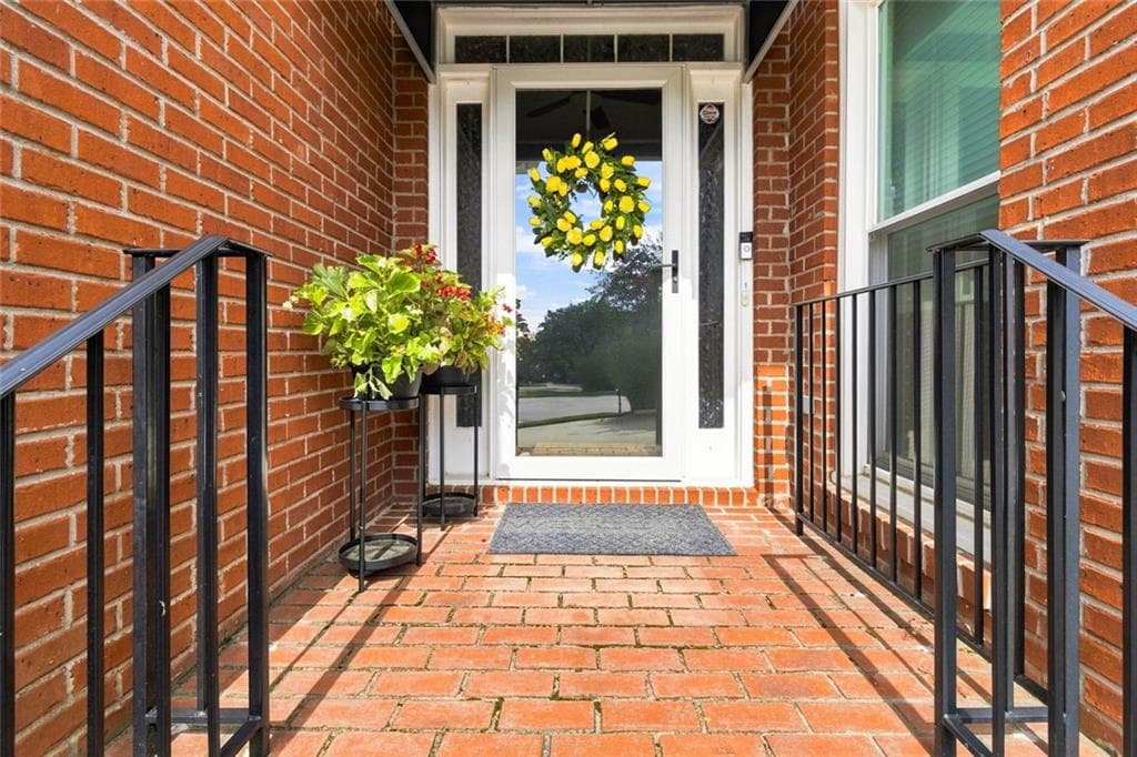 3 bedroom, 3 bathroom, 3,053 sq ft single family residence for sale at 3183 Champion Court, Snellville, GA 30039 — photo 10