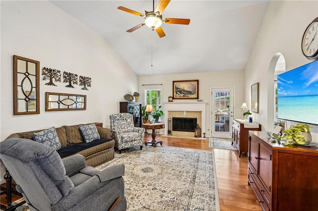 3 bedroom, 3 bathroom, 2,185 sq ft single family residence for sale at 288 Harmony Lake Drive, Canton, GA 30115 — photo 7