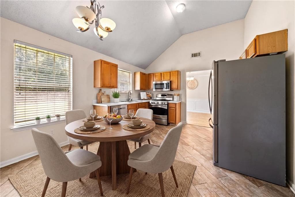 3 bedroom, 3 bathroom, 2,036 sq ft single family residence for sale at 1753 Deer Crossing Circle, Jonesboro, GA 30236 — photo 4