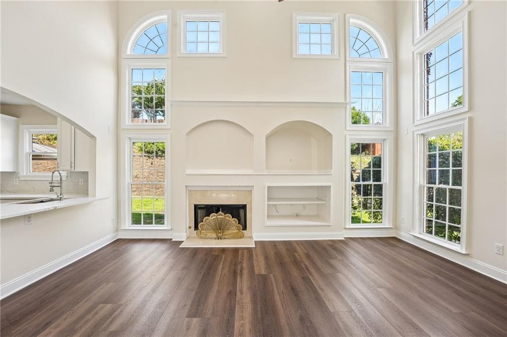 4 bedroom, 3 bathroom, 3,236 sq ft single family residence for sale at 5041 Duxford Drive, Smyrna, GA 30082 — photo 7