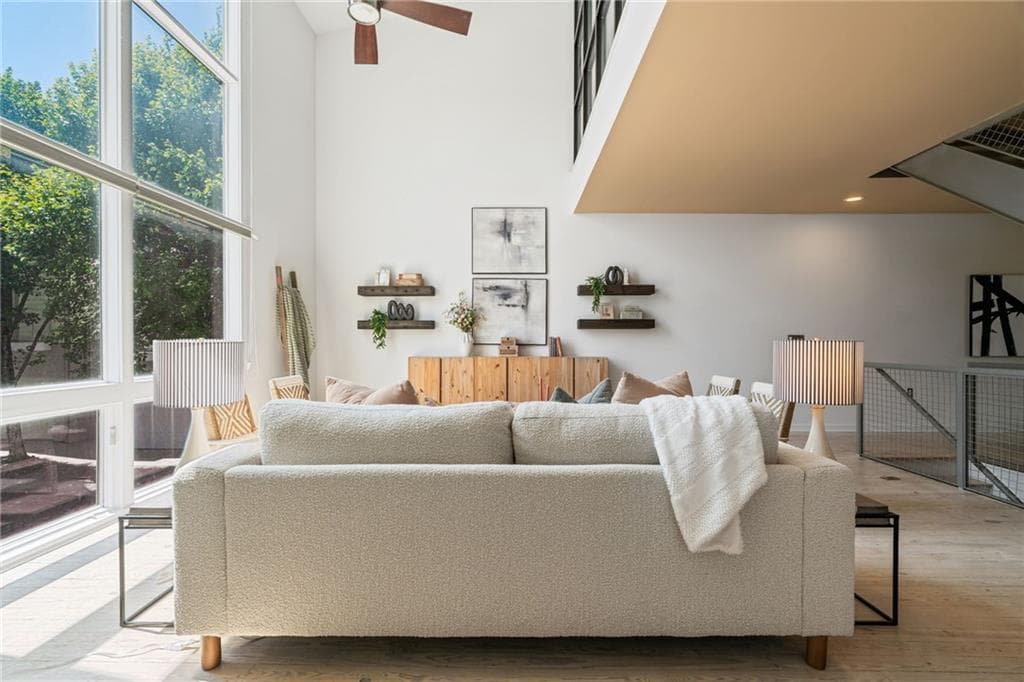 3 bedroom, 3 bathroom, 1,831 sq ft townhouse under contract at 1284 Mackintosh Park 1284, Atlanta, GA 30318 — photo 6